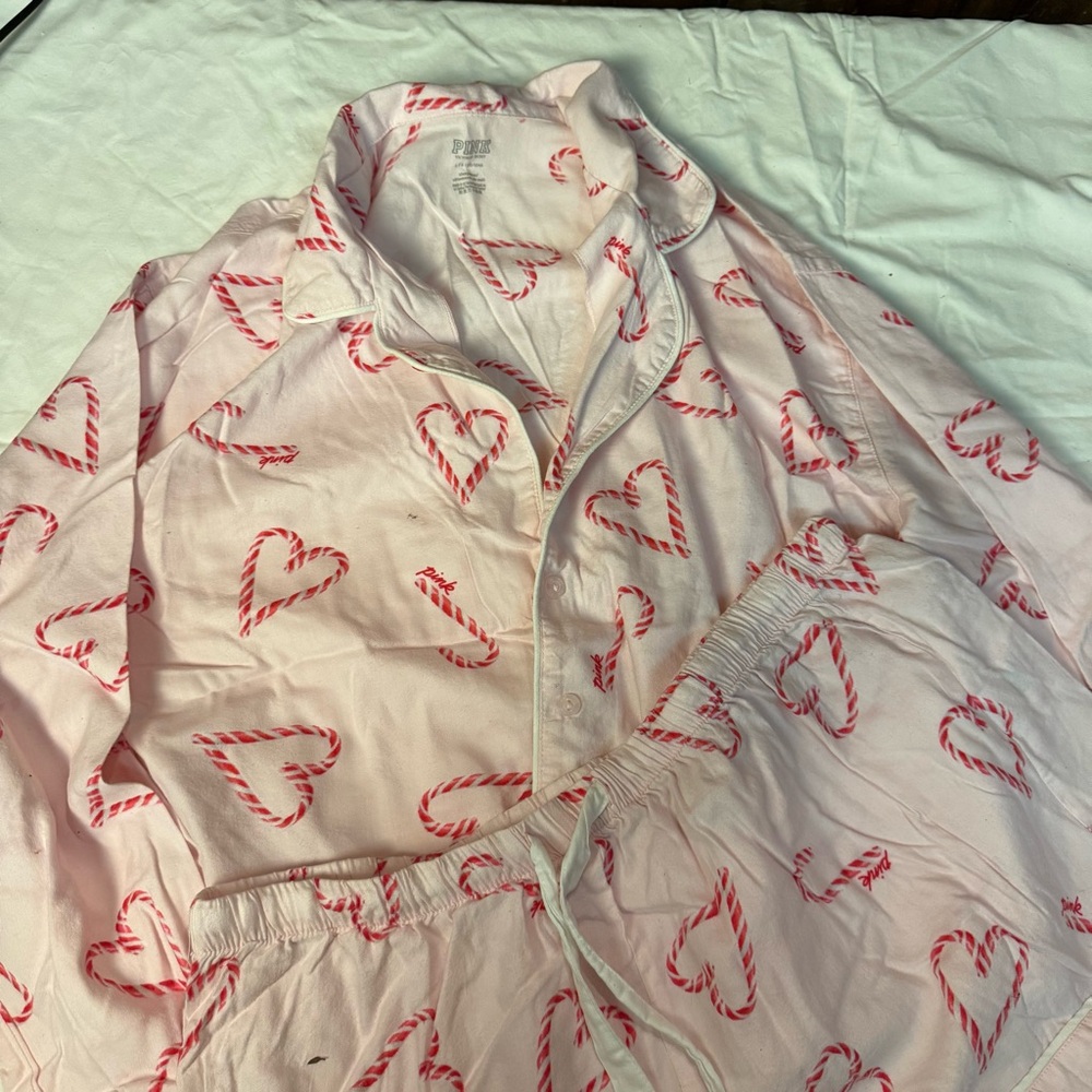 PINK Victoria's Secret White and Red Christmas Sleepwear set